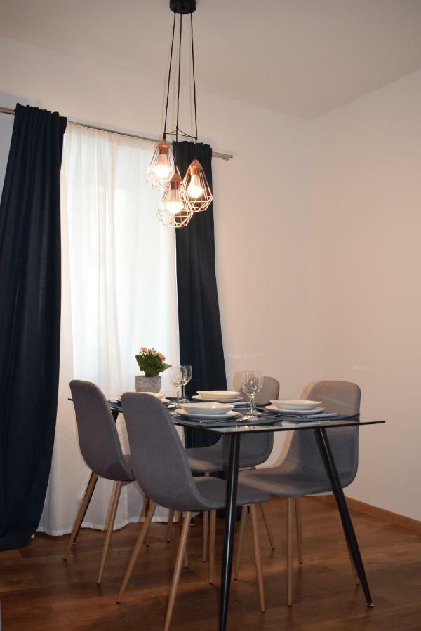 Buborek Apartman Тата Экстерьер фото